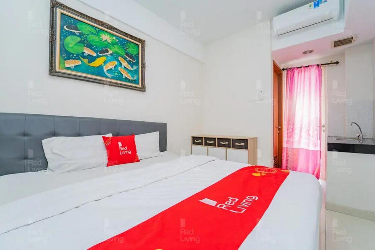 Redliving Apartemen Green Lake View Cimanggis - Win Property Depok Εξωτερικό φωτογραφία